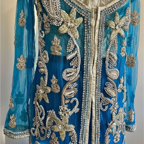 Lehenga - Picture 5 of 10